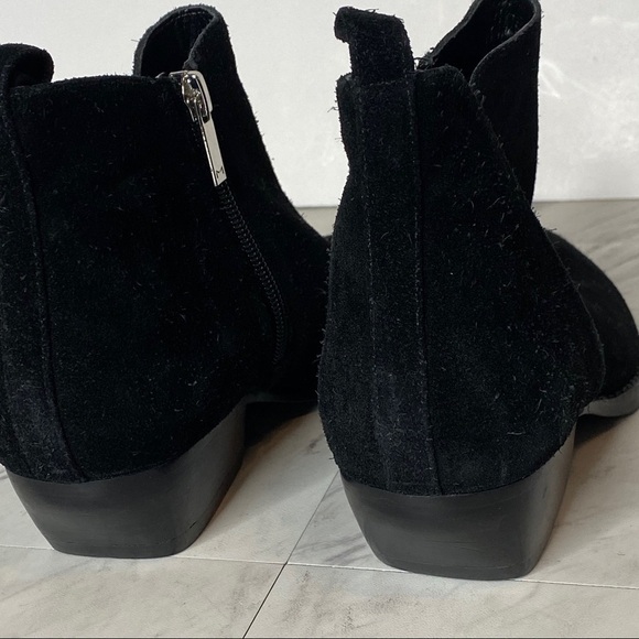 Marc Fisher Obrra Black Pointed Toe Bootie 6 1/2 - Picture 4 of 13